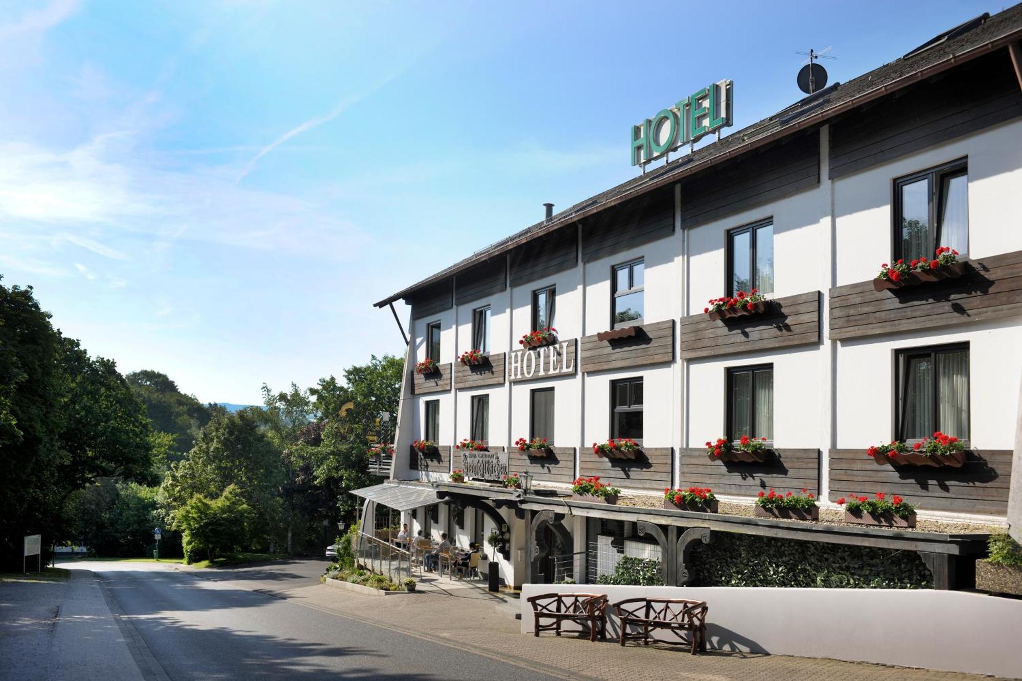 Hotel Bergschloesschen Simmern Exterior foto